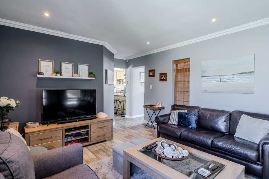 3 Bedroom Property for Sale in Silverglade Western Cape